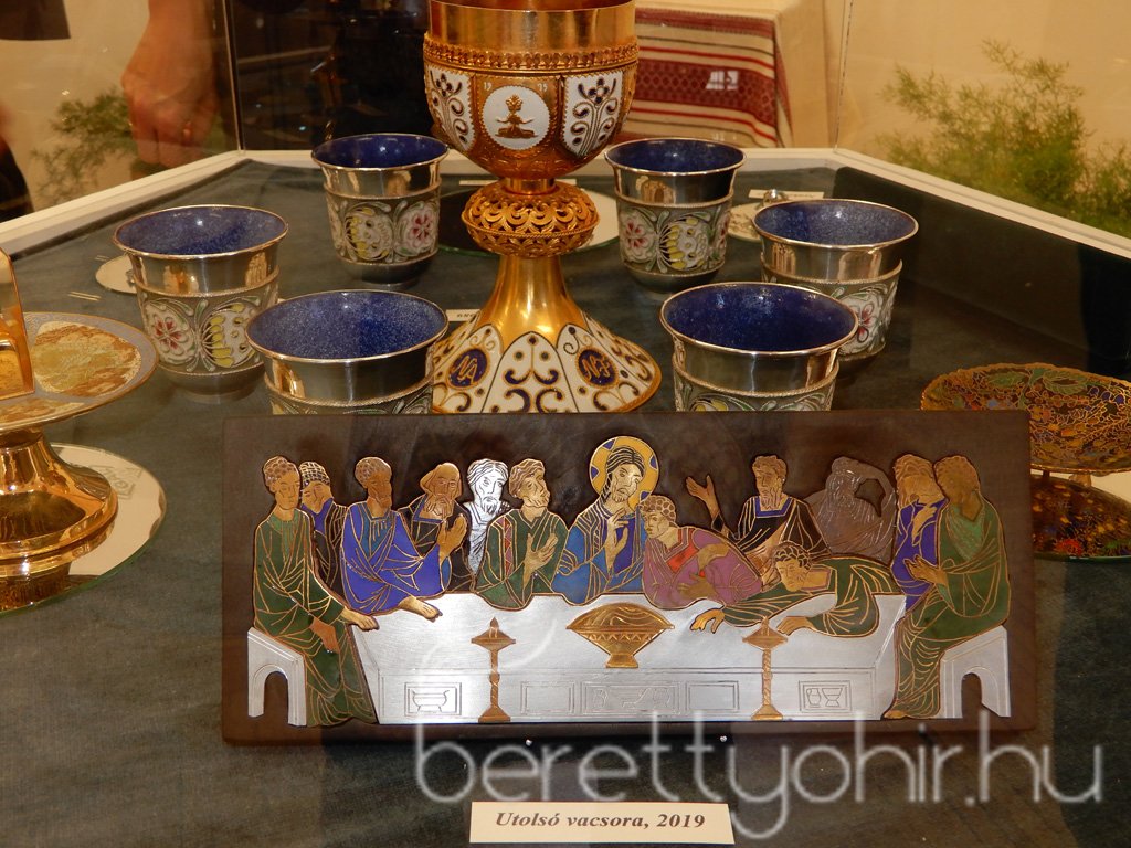 Ünnepi kiállításmegnyitó és kenyérszentelés 26